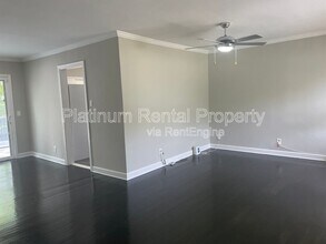 3485 Maplehurst Dr in Decatur, GA - Building Photo - Building Photo