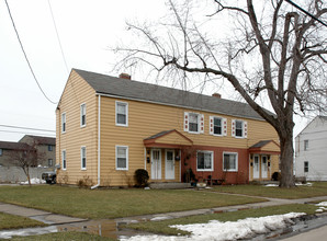 954 S Central Dr in Lorain, OH - Building Photo - Building Photo