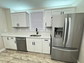 52 Owendale Ave in Pittsburgh, PA - Foto de edificio - Building Photo