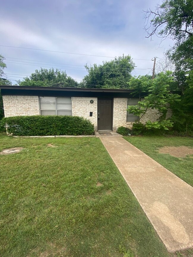property at 2014 Holland Ave
