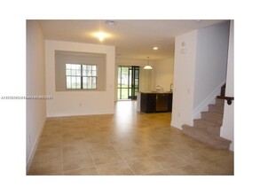 113 Riverwalk Cir W in Plantation, FL - Building Photo - Building Photo