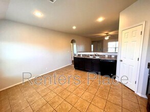 25002 E 93rd Pl S in Broken Arrow, OK - Foto de edificio - Building Photo