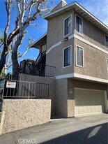 208 W Olive Ave in La Habra, CA - Building Photo