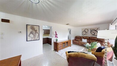 502 N Beverly Ave in Tampa, FL - Building Photo - Building Photo