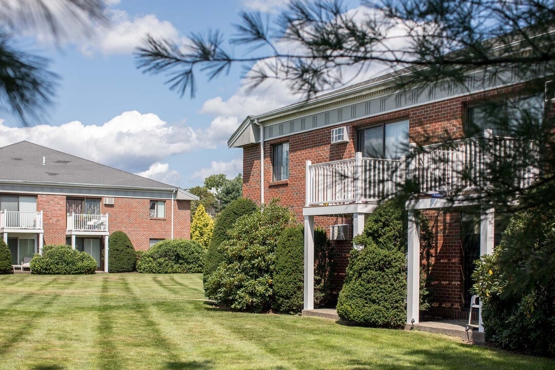 Princeton Green Apartments in Marlborough, MA - Building Photo