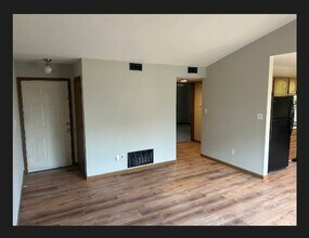 195 Harvest Moon Ct in St. Peters, MO - Building Photo - Building Photo