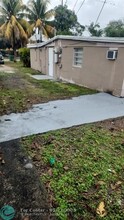 6040 SW 37th St in Miramar, FL - Building Photo - Building Photo