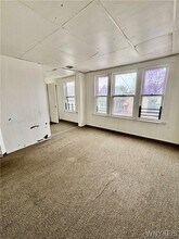 2445 Bailey Ave in Buffalo, NY - Building Photo - Building Photo