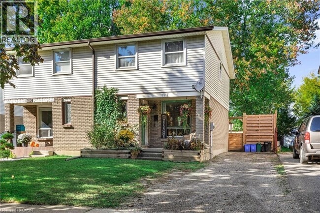 property at 117 Graystone Crescent