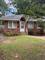 311-315 E Duffy St in Norman, OK - Building Photo