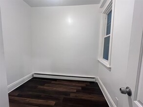 61-46 56th Ave-Unit -1st Floor in Queens, NY - Building Photo - Building Photo