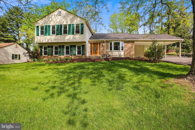 property at 15120 Watergate Rd