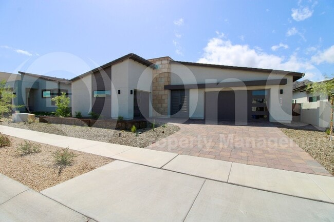 813 E Corral Rd in Phoenix, AZ - Building Photo - Building Photo