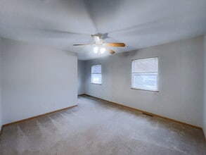 1441 Adams St in Ottawa, IL - Building Photo - Building Photo