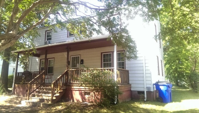 property at 2541 Ballentine Blvd