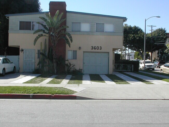 3603 Mentone Ave in Los Angeles, CA - Building Photo - Building Photo