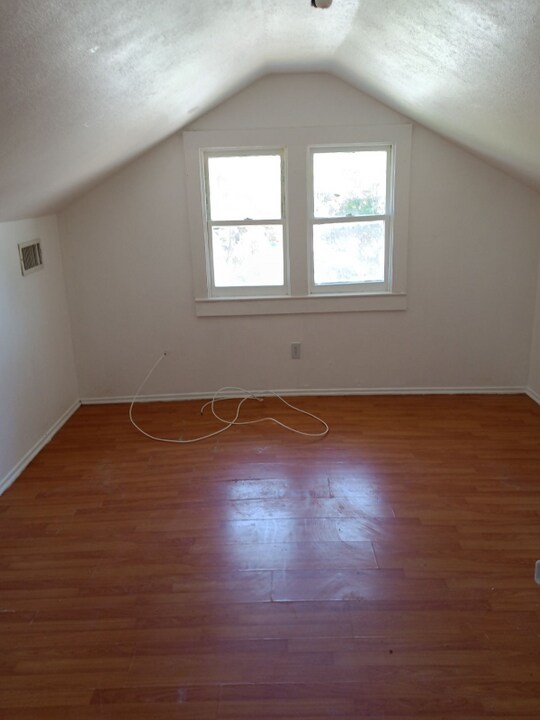 44665 cedar in Lancaster, CA - Building Photo