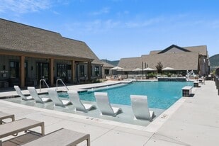 Alta25 Luxury Apartment Homes in Monument, CO - Building Photo