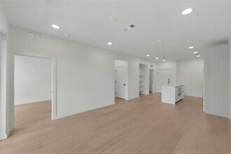 2209 S 1st St in Austin, TX - Building Photo - Building Photo