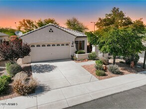 26180 W Wahalla Ln in Buckeye, AZ - Building Photo - Building Photo