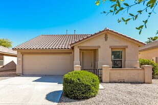 21870 E Gold Canyon Dr in Queen Creek, AZ - Building Photo
