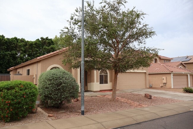 property at 6765 W Lariat Ln
