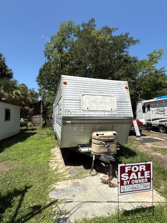 property at 622 N Beach St