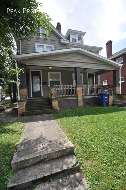 311 E 17th Ave in Columbus, OH - Building Photo