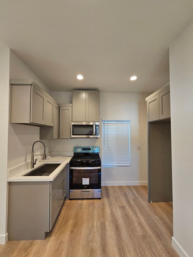 property at 9791 Oasis Ave