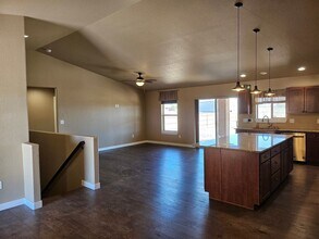 1073 E Platteville Blvd in Pueblo, CO - Building Photo - Building Photo
