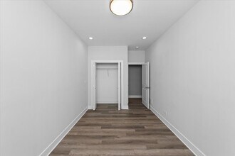 6632 S Kenwood Ave in Chicago, IL - Building Photo - Building Photo