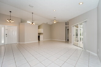 5841 Eagle Cay Ln in Coconut Creek, FL - Building Photo - Building Photo