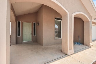 5432 Santiago Roque Dr in El Paso, TX - Building Photo - Building Photo