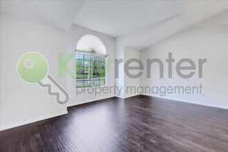 2624 Walnut Ave in Carmichael, CA - Building Photo - Building Photo