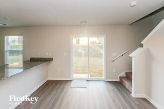 5024 Wolfridge Ave in Charlotte, NC - Building Photo - Building Photo