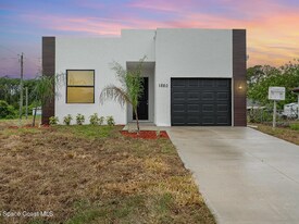 1880 Warton Ave SE in Palm Bay, FL - Building Photo