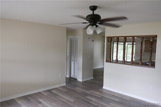 9282 N Citrus Springs Blvd in Citrus Springs, FL - Building Photo - Building Photo