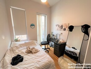 1607 Tremont St in Boston, MA - Building Photo - Building Photo