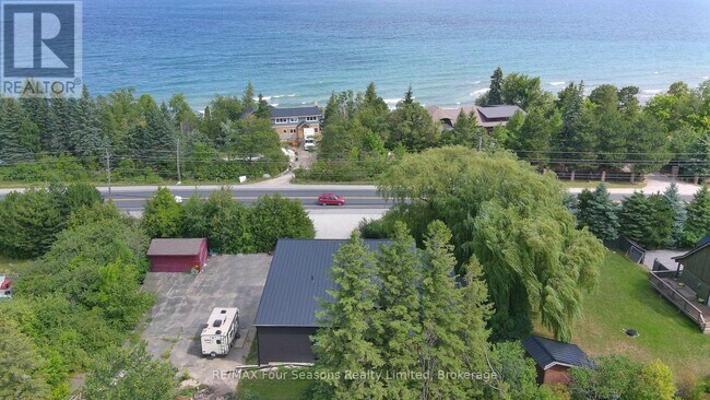 209344 ON-26 in Blue Mountains, ON - Building Photo - Building Photo