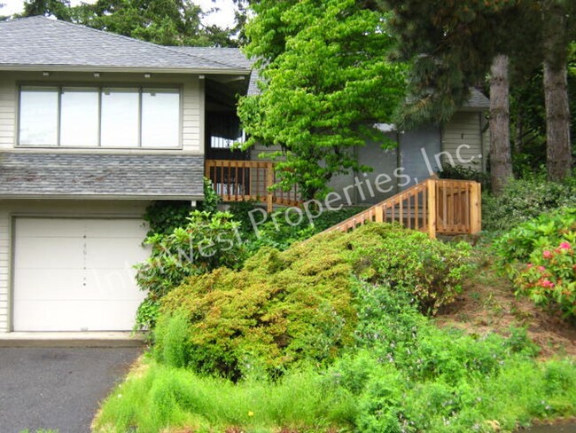 15290 SW Jaylee St in Beaverton, OR - Building Photo - Building Photo