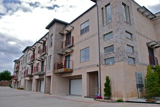 The Edge at Rockbrook in Lewisville, TX - Building Photo - Building Photo