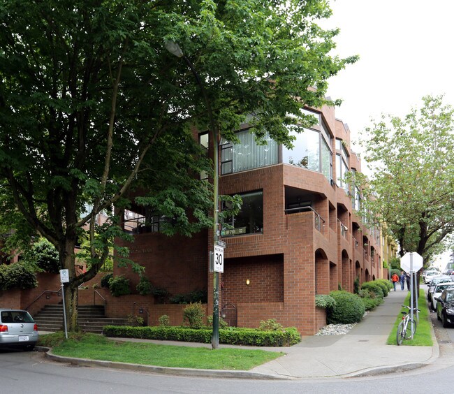 Willow Court