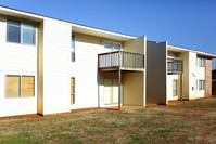 Bonnie Doone Apartments in Athens, AL - Building Photo - Building Photo