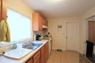 108 Pine St, Unit 3 in Cambridge, MA - Building Photo - Building Photo