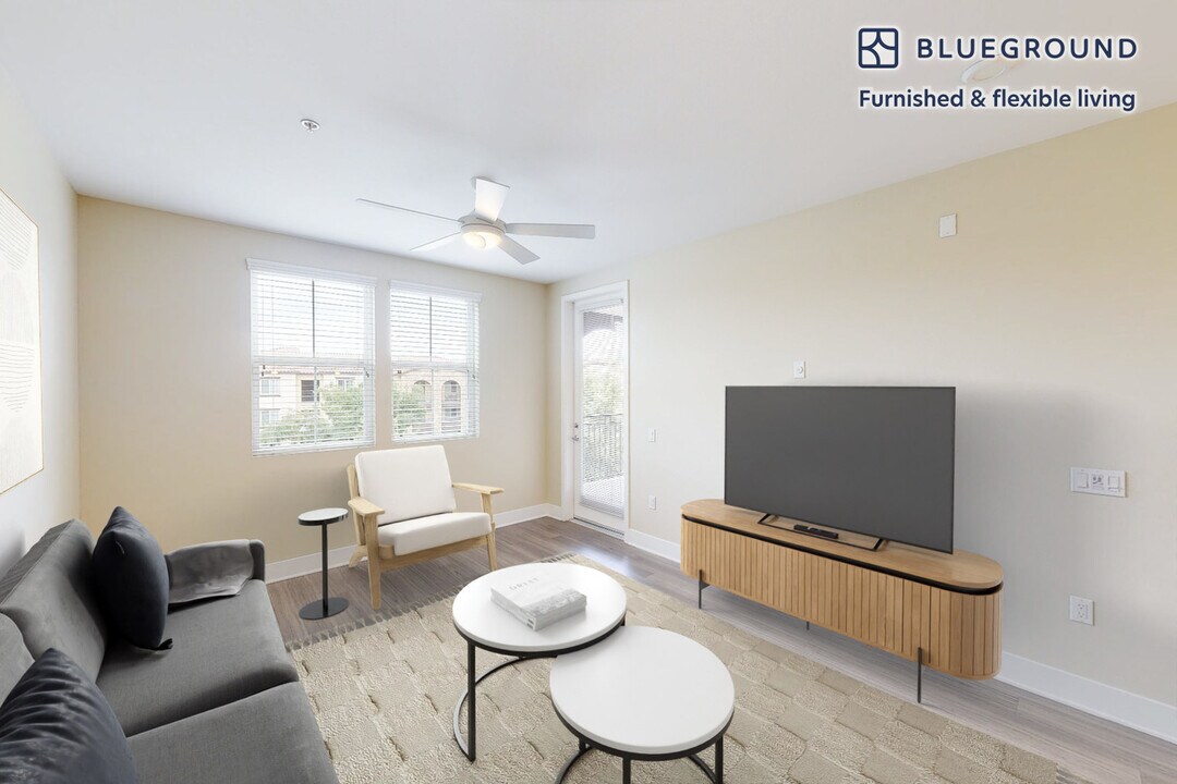 5685 Park Dr in Chino Hills, CA - Building Photo