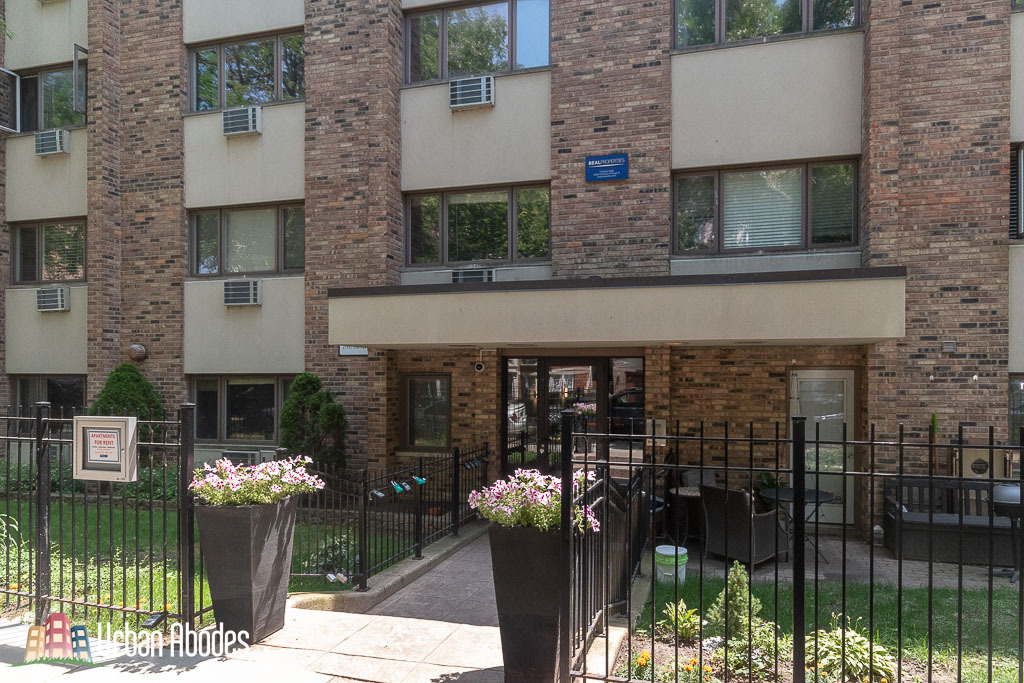 628 W Wrightwood, Unit M03B in Chicago, IL - Foto de edificio