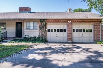 2600 S Harrison St in Amarillo, TX - Foto de edificio - Building Photo