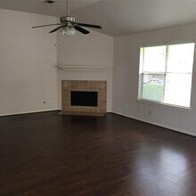 22703 Tree House Ln in Spring, TX - Building Photo - Building Photo