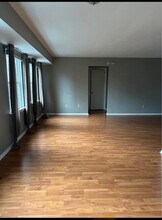 19406 Van Aken Blvd in Shaker Heights, OH - Building Photo - Building Photo