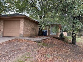 6712 Glenbrook Ln in Fort Worth, TX - Building Photo